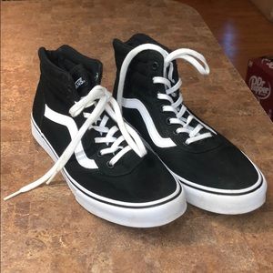 black high-top vans !! 🖤
